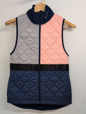 NIKE COLORBLOCK QUILTED VEST – SPORTY PUFFER SLEEVELESS JACKET